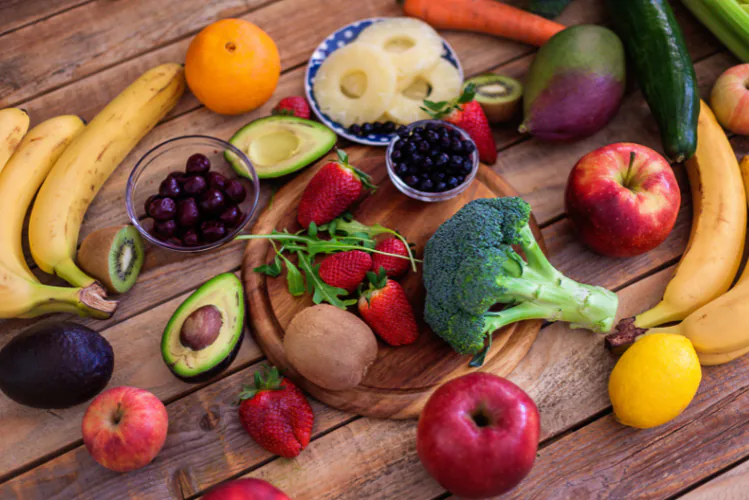 El consumo de frutas y verduras, ya sea por separado o en combinación, se vincula con una menor prevalencia de estrés psicológico, sobre todo en las mujeres, de acuerdo a los resultados de un extenso estudio longitudinal.